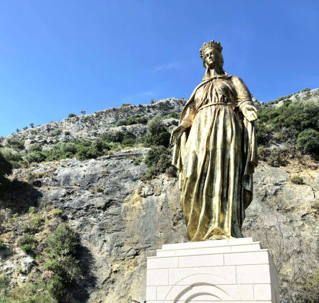 Statue av Hellige Maria